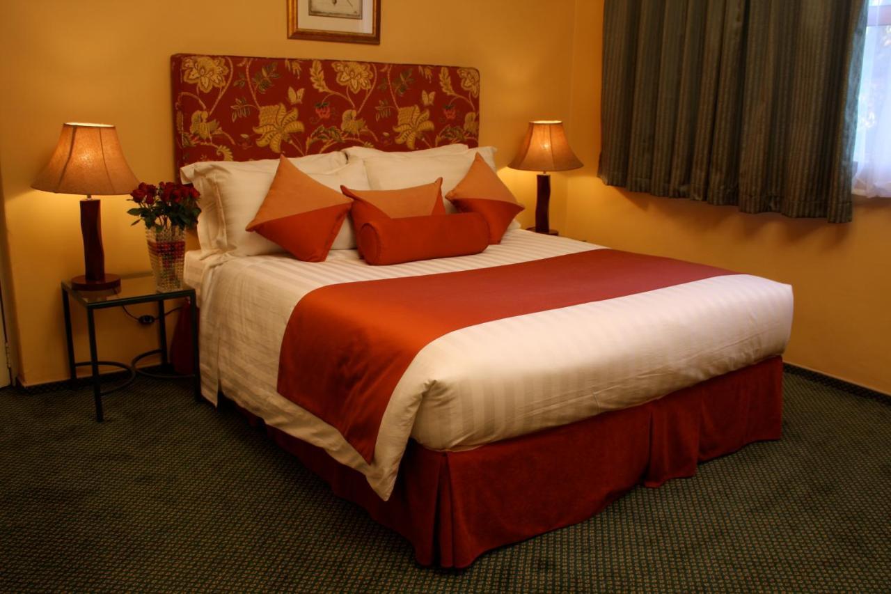 Crossroads Hotel 릴롱웨 외부 사진